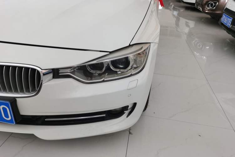 Used BMW 3 Series 2014 320Li Fashion Model Left Front Headlight