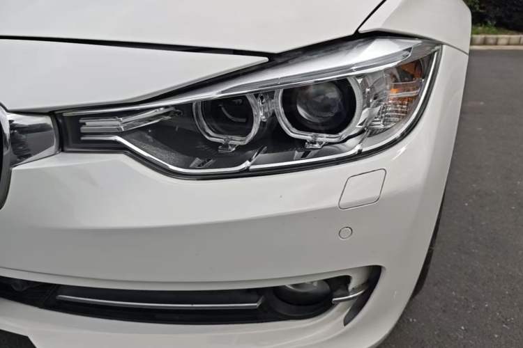 Used BMW 3 Series 2014 320Li Fashion Model Left Front Headlight