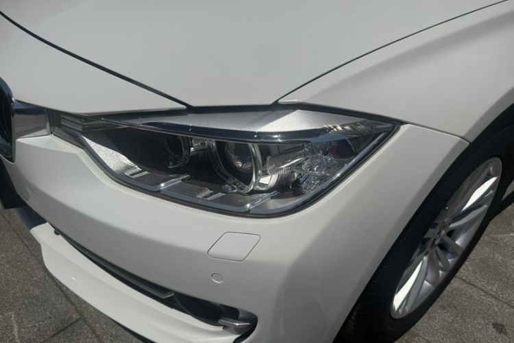 Used BMW 3 Series 2014 320Li Fashion Model Left Front Headlight
