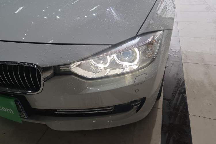 Used BMW 3 Series 2014 320Li Luxury Design Package Left Front Headlight