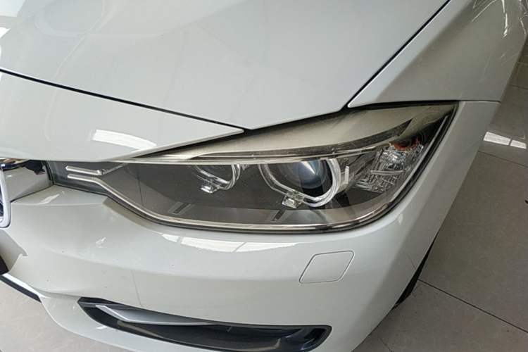 Used BMW 3 Series 2014 320i Sport Design Package Left Front Headlight