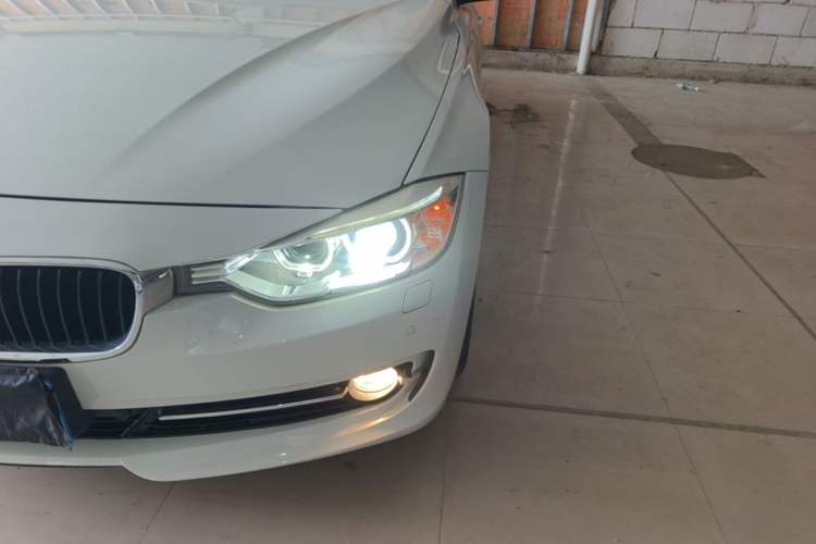 Used BMW 3 Series 2014 320Li Fashion Model Left Front Headlight