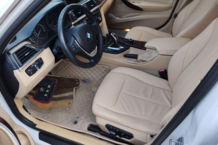 Used BMW 3 Series 2014 328Li Fashion Model Left Front Seat