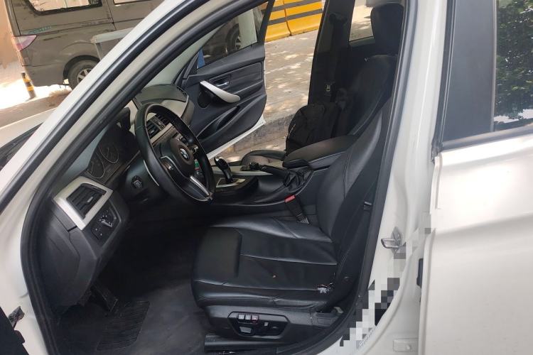 Used BMW 3 Series 2014 320i Sport Edition Left Front Seat