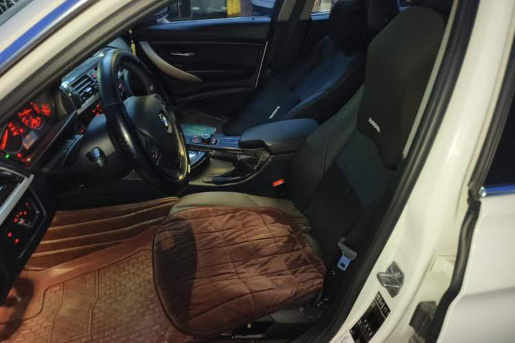 Used BMW 3 Series 2014 320Li Fashion Model Left Front Seat