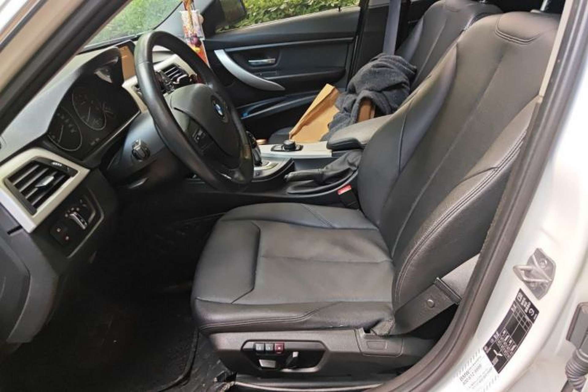 Used BMW 3 Series 2014 320Li Fashion Model Left Front Seat