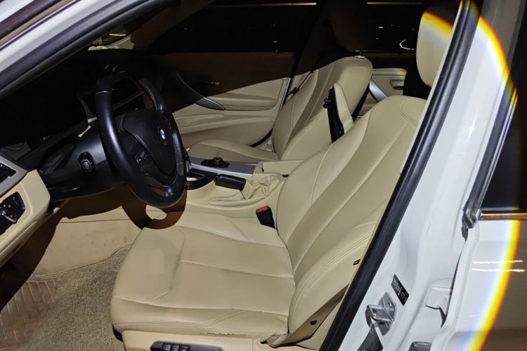 Used BMW 3 Series 2014 320Li Fashion Model Left Front Seat