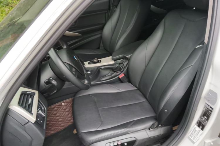 Used BMW 3 Series 2014 320Li Fashion Model Left Front Seat