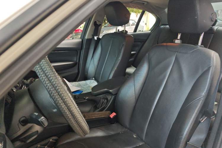 Used BMW 3 Series 2014 320i Sport Edition Left Front Seat