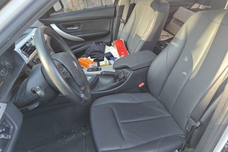 Used BMW 3 Series 2014 320i Sport Edition Left Front Seat