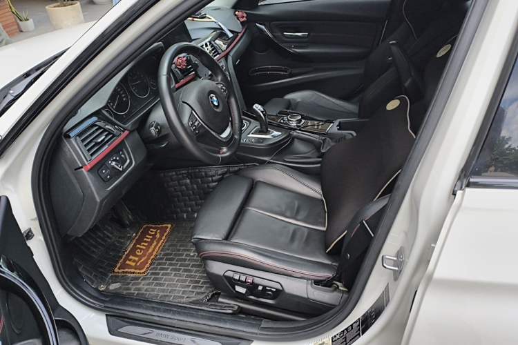 Used BMW 3 Series 2014 328i xDrive Sport Design Package Left Front Seat