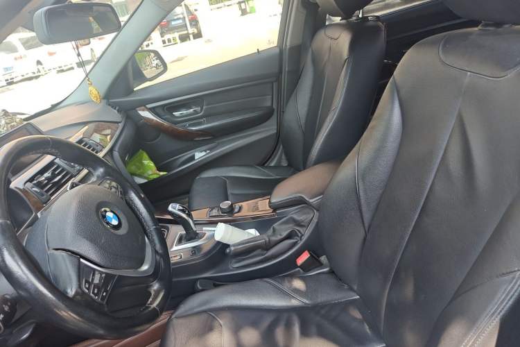 Used BMW 3 Series 2014 328Li Fashion Model Left Front Seat