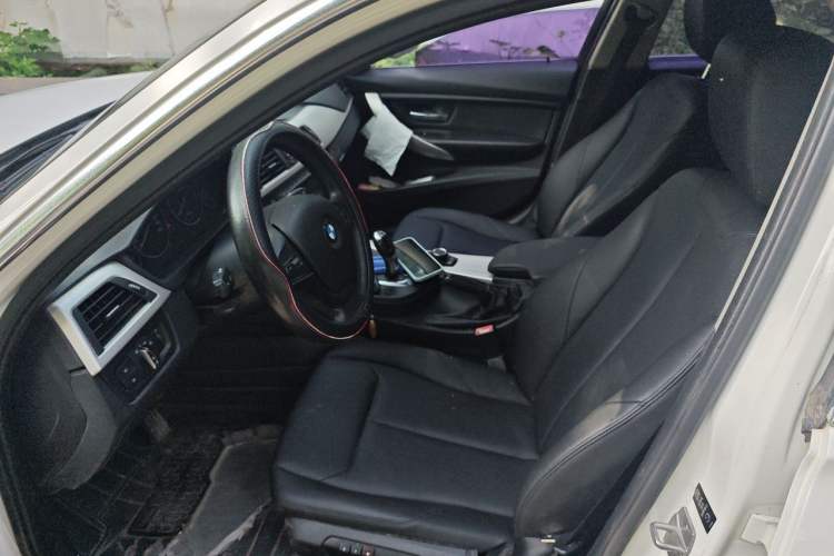 Used BMW 3 Series 2014 320Li Fashion Model Left Front Seat