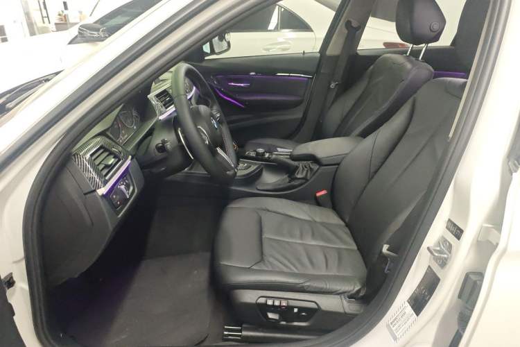 Used BMW 3 Series 2014 320i Sport Edition Left Front Seat