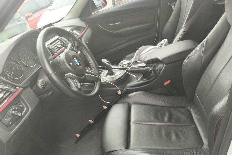 Used BMW 3 Series 2014 320i Sport Design Package Left Front Seat