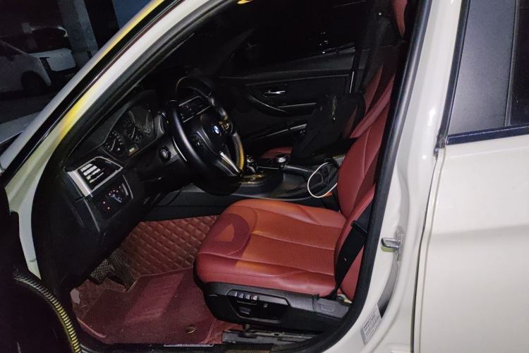 Used BMW 3 Series 2014 320Li Fashion Model Left Front Seat