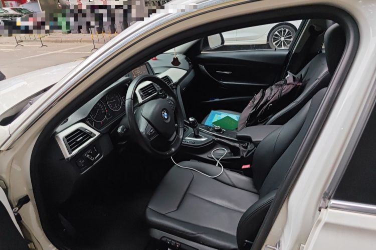 Used BMW 3 Series 2014 320Li Fashion Model Left Front Seat
