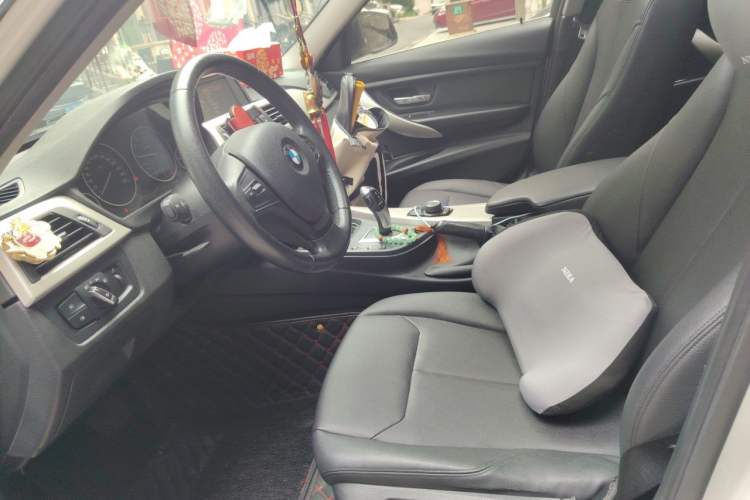 Used BMW 3 Series 2014 320Li Fashion Model Left Front Seat