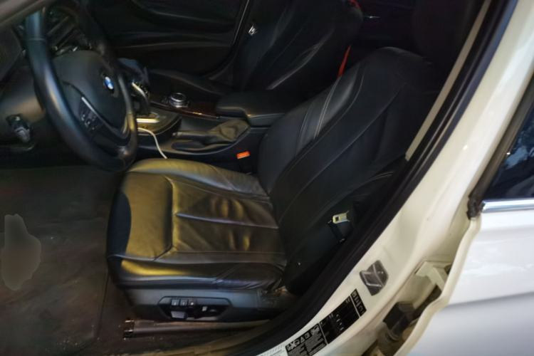 Used BMW 3 Series 2014 328Li xDrive Luxury Design Package Left Front Seat