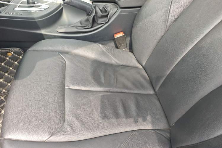 Used BMW 3 Series 2014 320i Sport Edition Left Front Seat