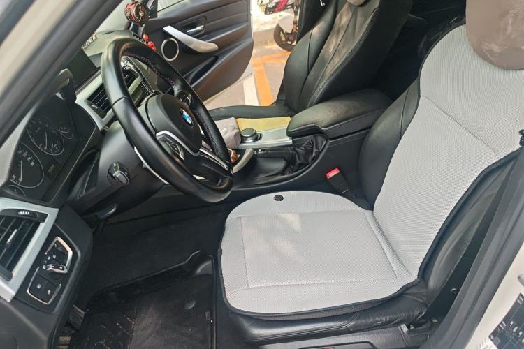 Used BMW 3 Series 2014 320i Sport Edition Left Front Seat