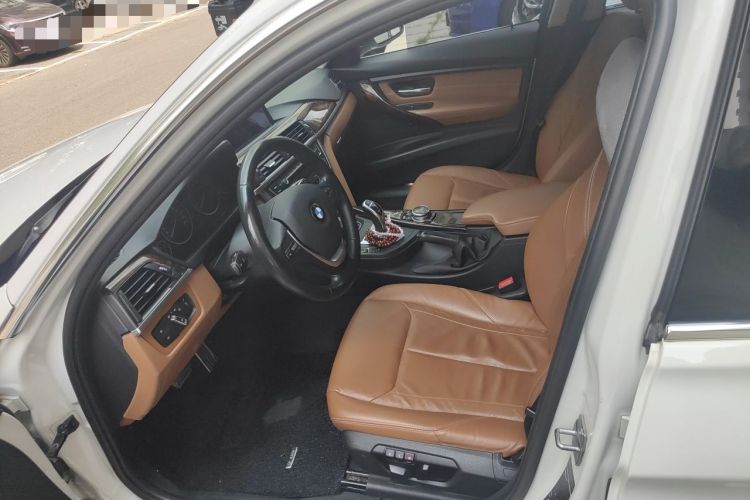 Used BMW 3 Series 2014 320Li Luxury Design Package Left Front Seat