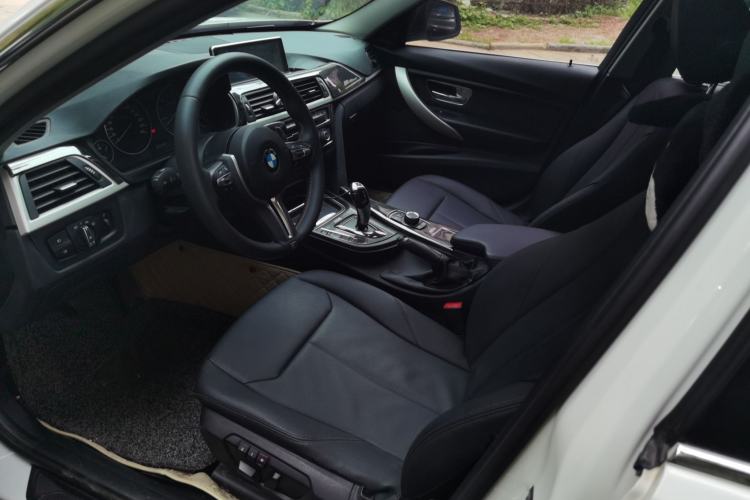 Used BMW 3 Series 2014 320Li Fashion Model Left Front Seat