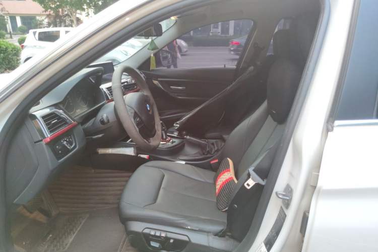 Used BMW 3 Series 2014 320Li Fashion Model Left Front Seat
