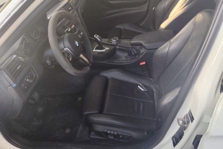 Used BMW 3 Series 2014 328i M Sport Edition Left Front Seat