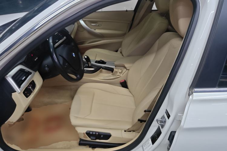 Used BMW 3 Series 2014 320Li Fashion Model Left Front Seat