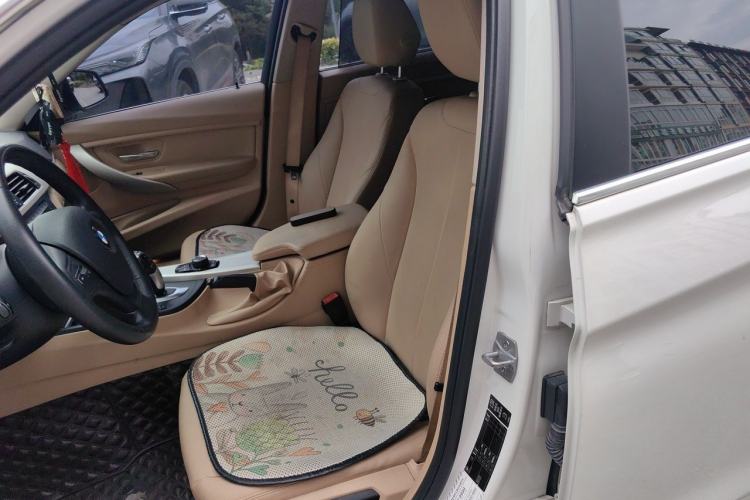Used BMW 3 Series 2014 320Li Fashion Model Left Front Seat