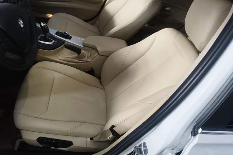 Used BMW 3 Series 2014 320Li Fashion Model Left Front Seat