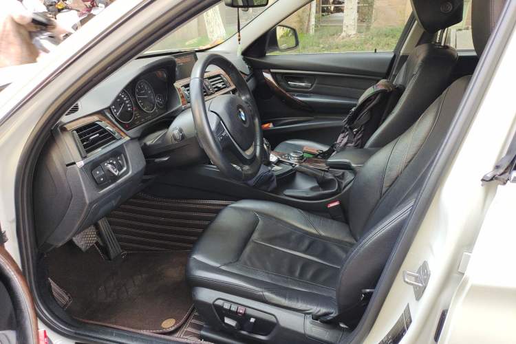 Used BMW 3 Series 2014 320Li Fashion Design Package Left Front Seat