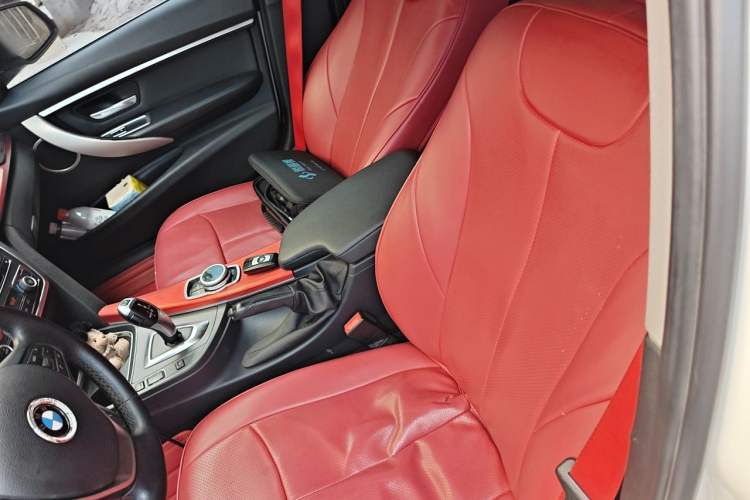 Used BMW 3 Series 2014 320Li Fashion Model Left Front Seat