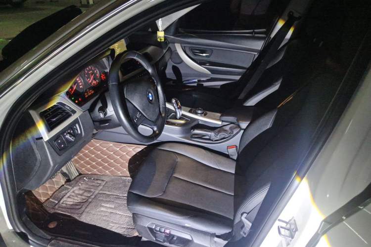 Used BMW 3 Series 2014 320Li Fashion Model Left Front Seat
