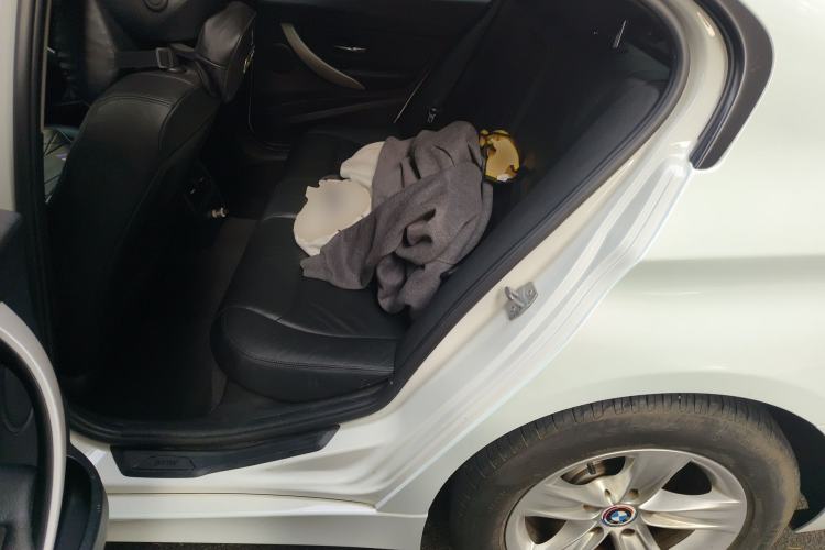 Used BMW 3 Series 2014 320i Sport Edition Left Rear Seat