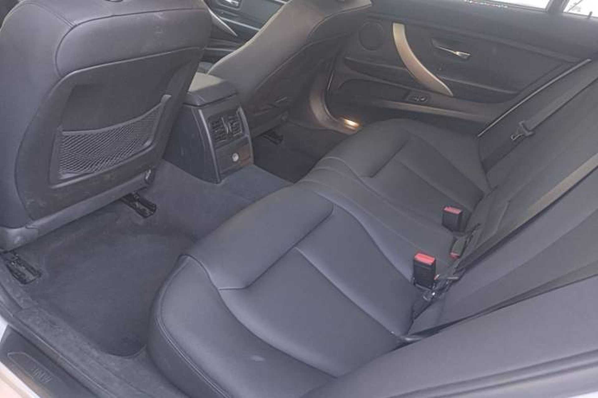 Used BMW 3 Series 2014 320Li Fashion Model Left Rear Seat