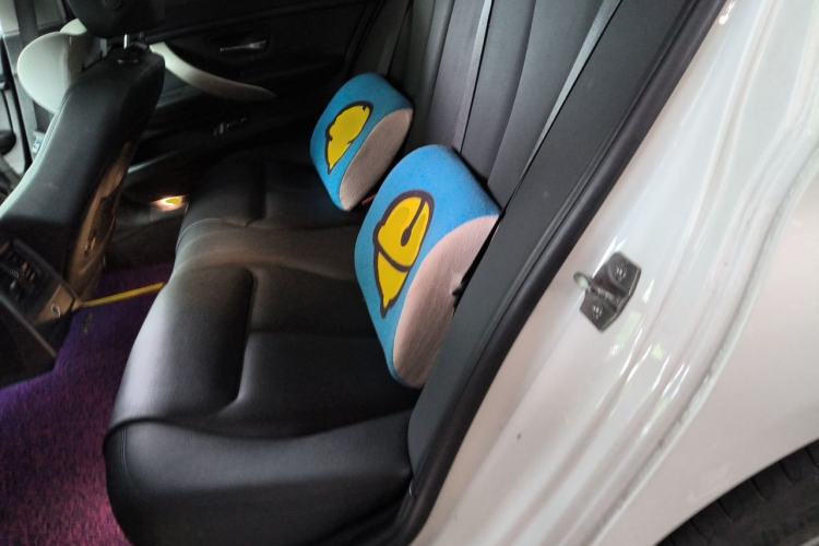 Used BMW 3 Series 2014 320Li Fashion Model Left Rear Seat
