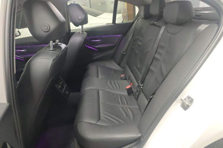 Used BMW 3 Series 2014 320i Sport Edition Left Rear Seat
