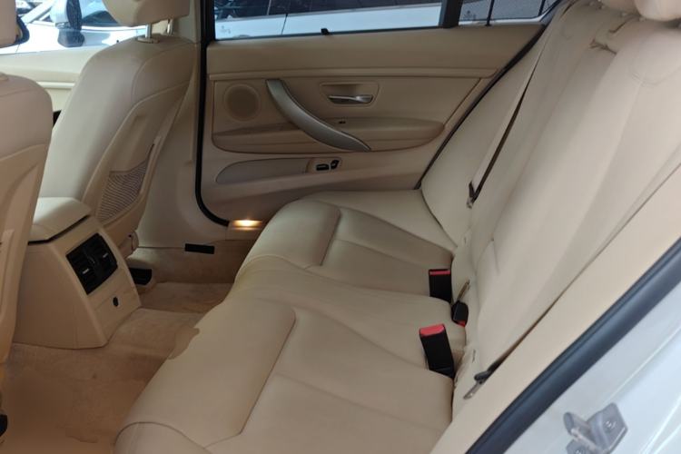 Used BMW 3 Series 2014 320Li Fashion Model Left Rear Seat