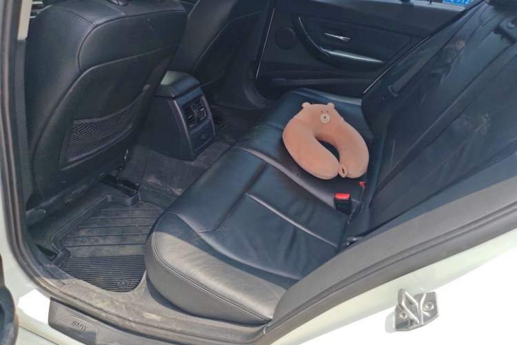 Used BMW 3 Series 2014 320i Sport Edition Left Rear Seat