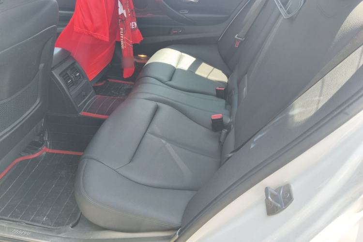 Used BMW 3 Series 2014 320Li Fashion Model Left Rear Seat