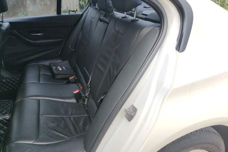 Used BMW 3 Series 2014 320i Sport Edition Left Rear Seat