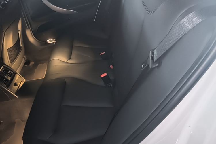 Used BMW 3 Series 2014 320Li Fashion Model Left Rear Seat