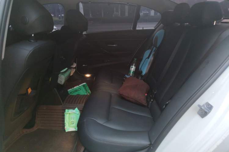 Used BMW 3 Series 2014 320Li Fashion Model Left Rear Seat