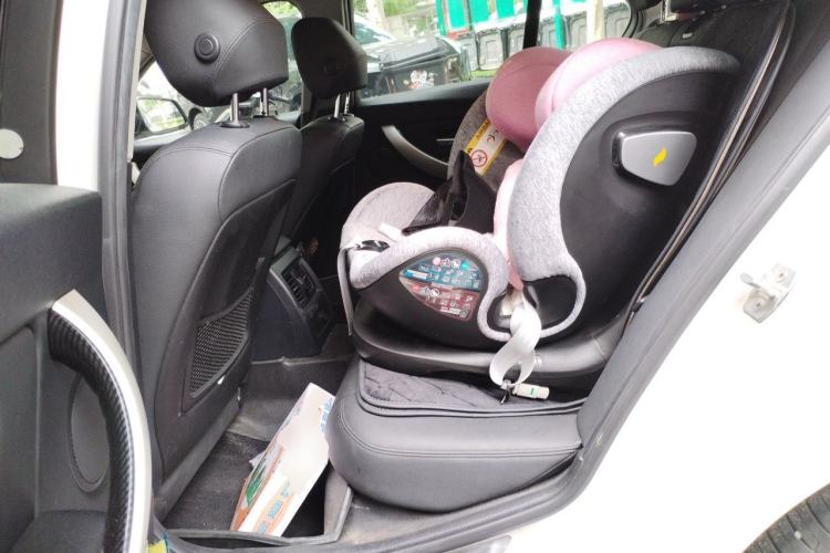Used BMW 3 Series 2014 320i Sport Edition Left Rear Seat