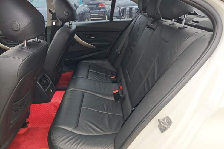 Used BMW 3 Series 2014 320i Sport Edition Left Rear Seat