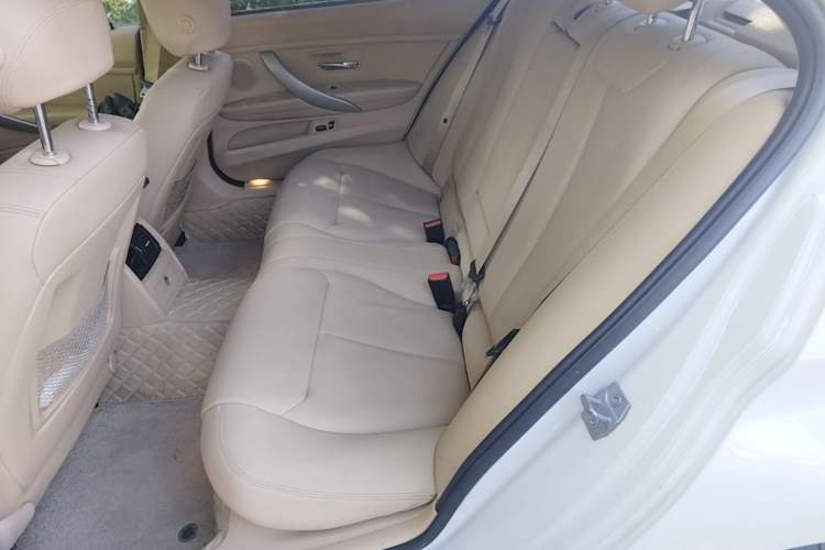Used BMW 3 Series 2014 320Li Fashion Model Left Rear Seat