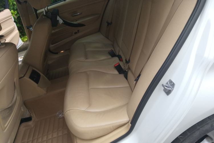 Used BMW 3 Series 2014 328Li Fashion Model Left Rear Seat