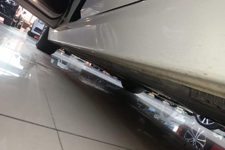 Used BMW 3 Series 2014 320Li Fashion Model Left Side Sill